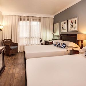 Queen Room Two Queen Beds